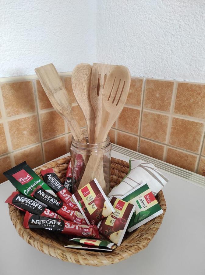 Apartman "Like At Home" יאיצי מראה חיצוני תמונה